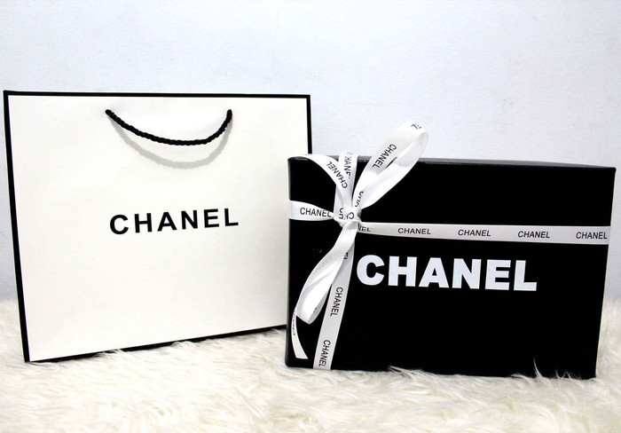 Chanel box